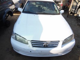 2001 TOYOTA CAMRY CE WHITE 2.2 AT Z20232